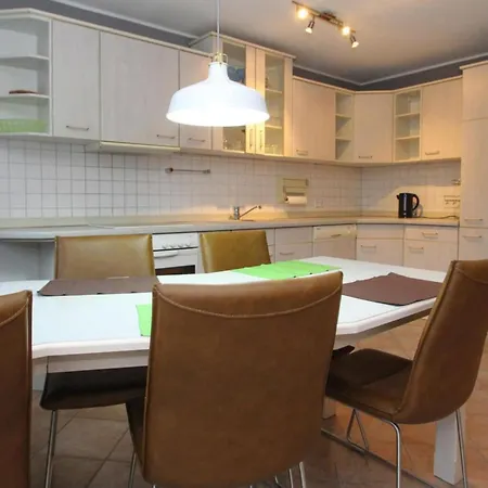 شقة Ferienwohnung, Malchow, Cleaning Included